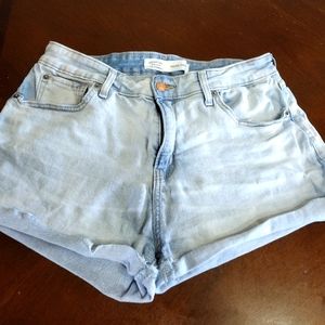 Signature Levi's  high rise shorts women size 12
